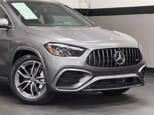 2025 Mercedes-Benz AMG GLA 35 Base