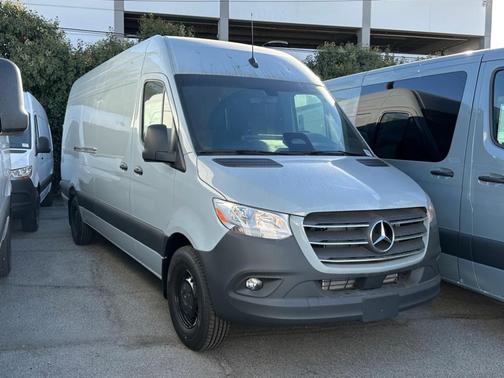 2025 Mercedes-Benz Sprinter 2500 High Roof