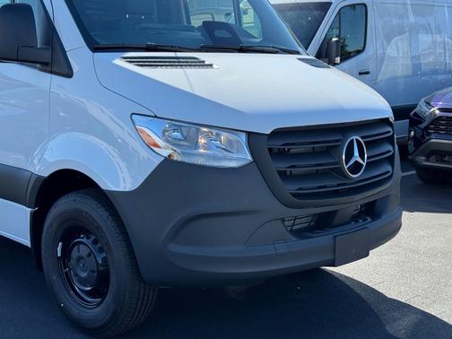 2026 Mercedes-Benz Sprinter 2500 144 WB