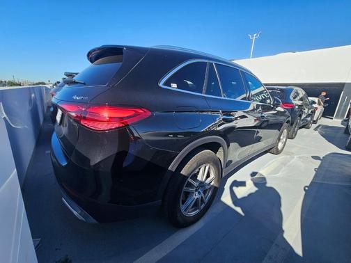 2025 Mercedes-Benz GLC 300 Base 4MATIC