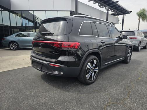 2023 Mercedes-Benz EQB 300 4MATIC