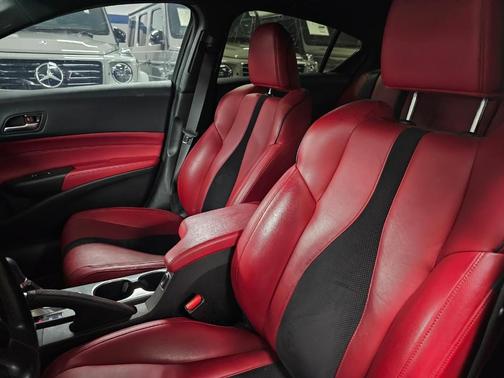 2019 Acura ILX Premium & A-SPEC Packages