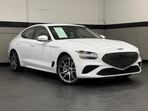 2025 Genesis G70 2.5T