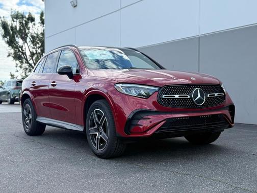 2026 Mercedes-Benz GLC 350e Base 4MATIC