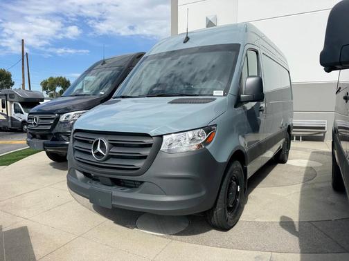 2026 Mercedes-Benz Sprinter 2500 144 WB