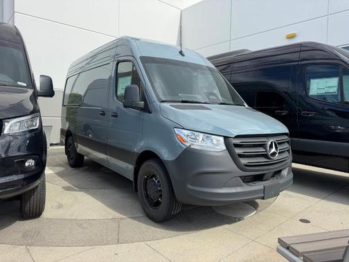 2026 Mercedes-Benz Sprinter 2500 144 WB