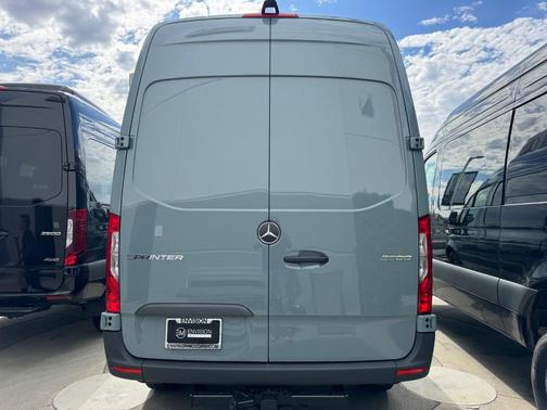 2026 Mercedes-Benz Sprinter 2500 144 WB