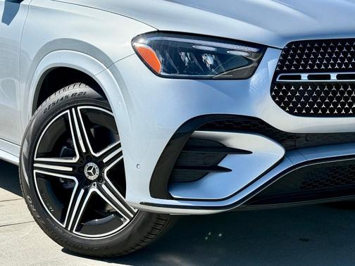 Silver 2026 Mercedes-Benz GLE 450 4MATIC