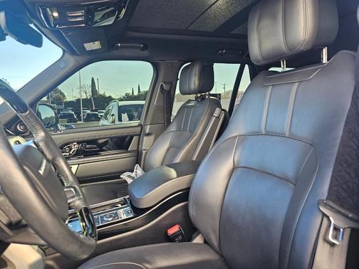 2021 Land Rover Range Rover P525 HSE Westminster
