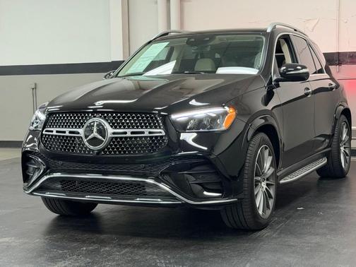 Obsidian Black Metallic 2026 Mercedes-Benz GLE 450 4MATIC