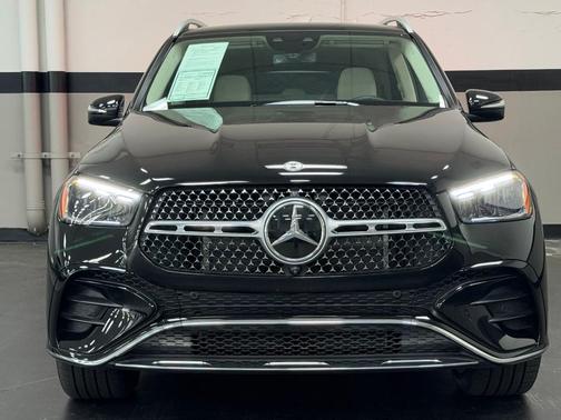Obsidian Black Metallic 2026 Mercedes-Benz GLE 450 4MATIC