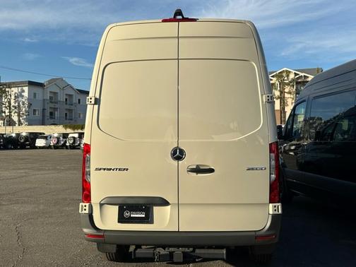 2025 Mercedes-Benz Sprinter 2500 High Roof