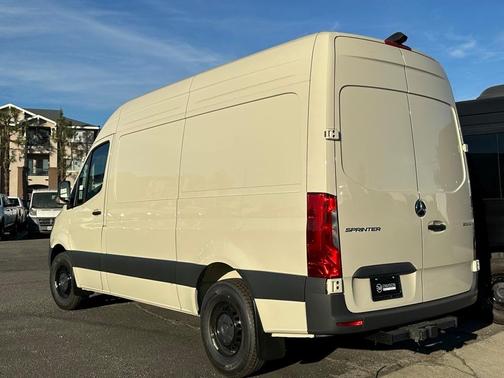 2025 Mercedes-Benz Sprinter 2500 High Roof
