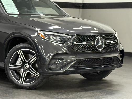 2023 Mercedes-Benz GLC 300 Base