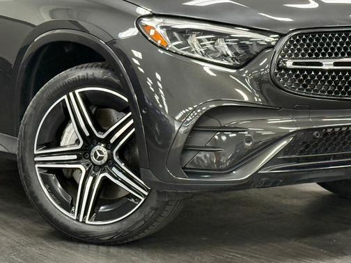 2023 Mercedes-Benz GLC 300 Base