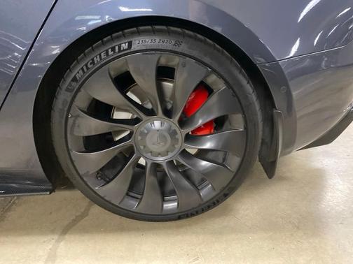 Black 2022 Tesla Model 3 Performance
