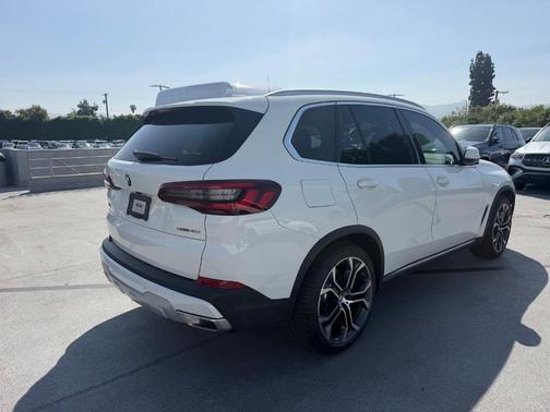 2023 BMW X5 sDrive40i