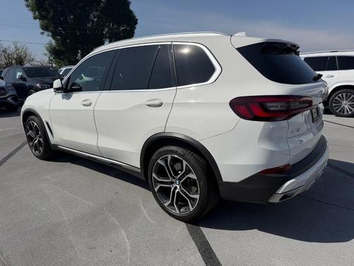 2023 BMW X5 sDrive40i