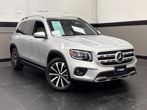 Iridium Silver 2023 Mercedes-Benz GLB 250 Base