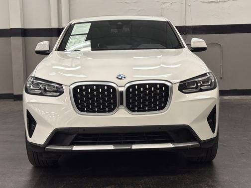 Alpine White 2023 BMW X4 xDrive30i