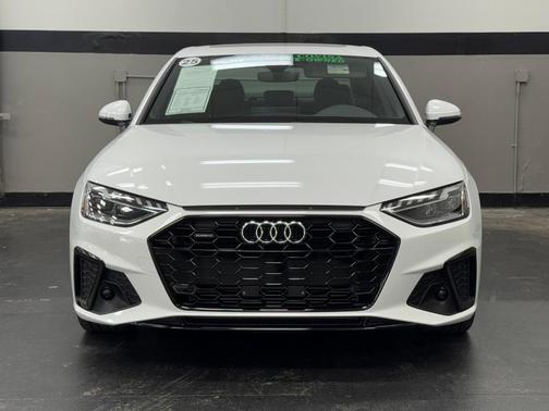 2025 Audi A4 45 S line quattro Premium