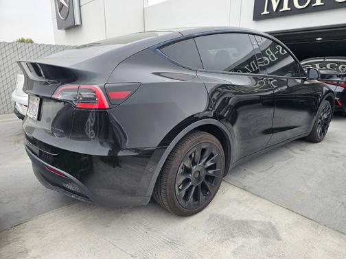 2020 Tesla Model Y Long Range