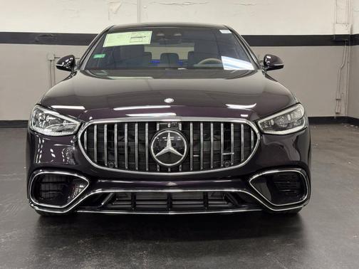 MANUFAKTUR EXCL 2026 Mercedes-Benz AMG S 63 E Base