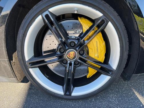 2022 Porsche Taycan Turbo S