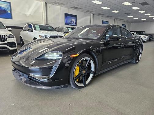 2022 Porsche Taycan Turbo S