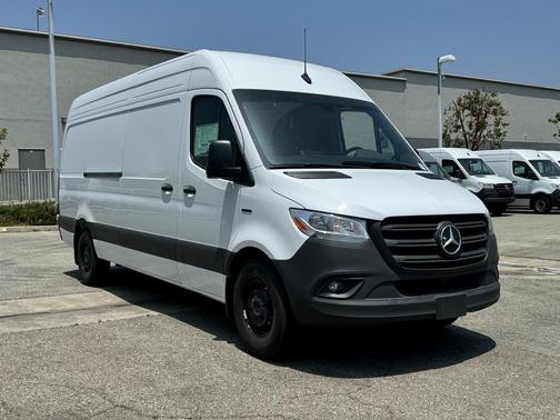 2024 Mercedes-Benz eSprinter 2500 170 WB High Roof Cargo