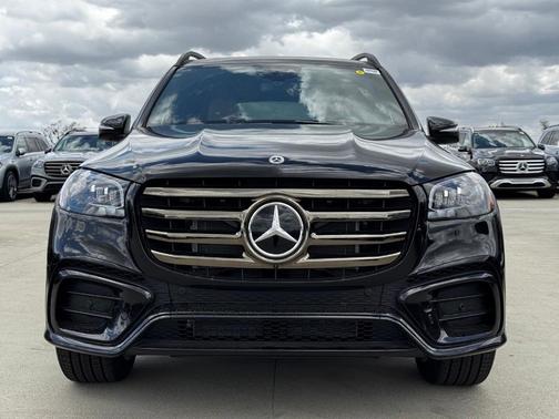 Obsidian Black 2026 Mercedes-Benz GLS 450 4MATIC