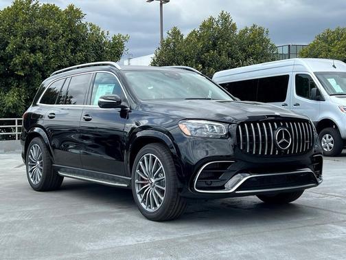 2025 Mercedes-Benz AMG GLS 63 Base