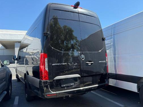 2025 Mercedes-Benz Sprinter 3500XD High Roof