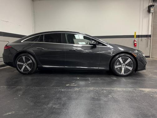 2022 Mercedes-Benz EQS 450+ Base