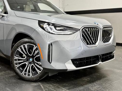 Skyscraper Gray Metallic 2025 BMW X3 30 xDrive