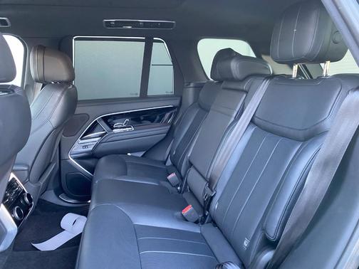 2023 Land Rover Range Rover P400 SE
