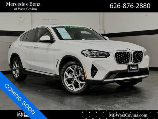 White Metallic 2023 BMW X4 xDrive30i