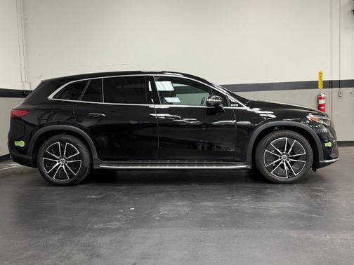 Obsidian Black Metallic 2023 Mercedes-Benz EQS 450+ Base