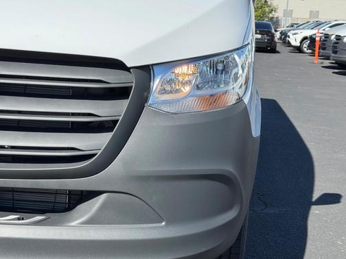 2026 Mercedes-Benz Sprinter 2500 170 WB