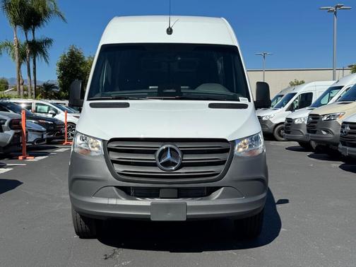 2026 Mercedes-Benz Sprinter 2500 170 WB