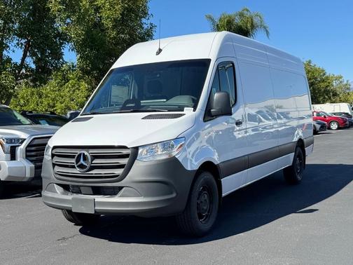 2026 Mercedes-Benz Sprinter 2500 170 WB
