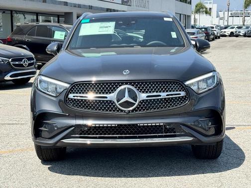 2025 Mercedes-Benz GLC 350e Base 4MATIC