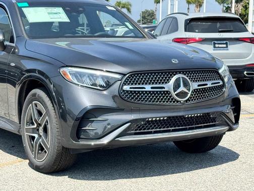 2025 Mercedes-Benz GLC 350e Base 4MATIC