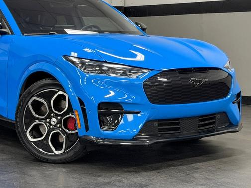 2022 Ford Mustang Mach-E GT