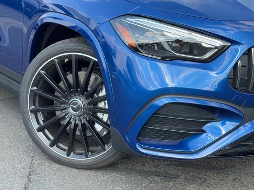 2025 Mercedes-Benz AMG GLA 35 Base