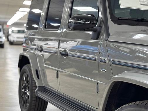 2025 Mercedes-Benz G-Class Base