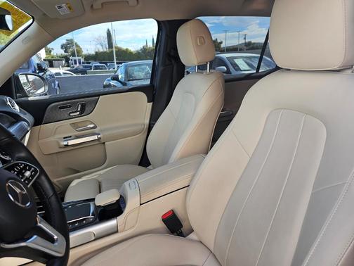 2023 Mercedes-Benz EQB 250 Base