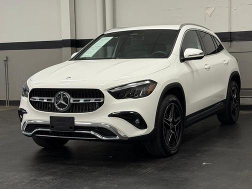 Polar White 2026 Mercedes-Benz GLA 250 Base