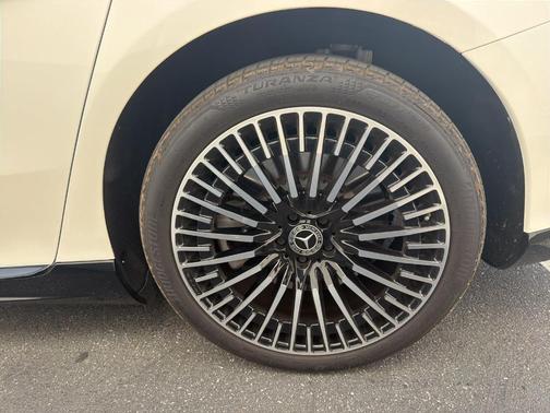 2023 Mercedes-Benz EQS 580 Base 4MATIC