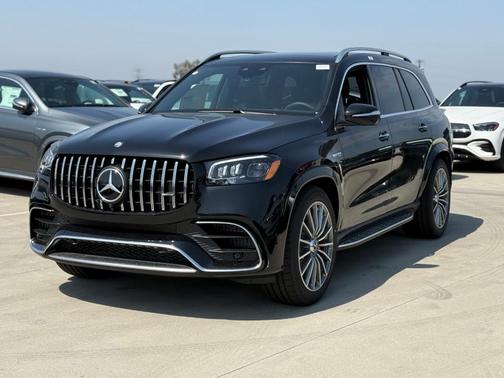 2025 Mercedes-Benz AMG GLS 63 Base